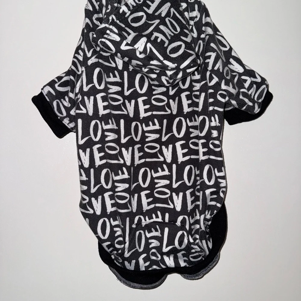 LOVE Black And White Stretch Hoodie Size XXL (For MEDIUM Sized Dogs)